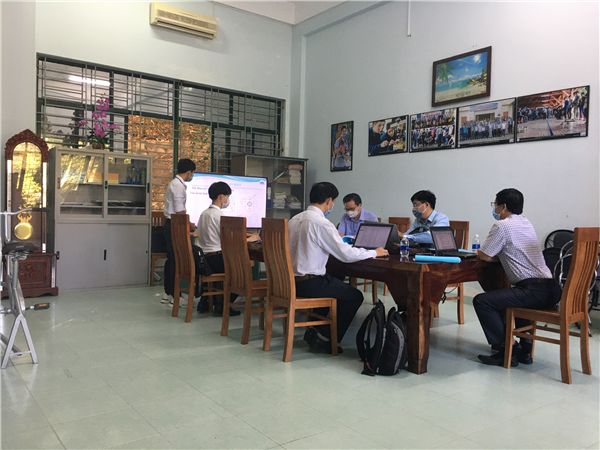 Họp hội đồng đánh giá nghiệm thu đề tài NCKH Sinh viên NguyễnThái Học