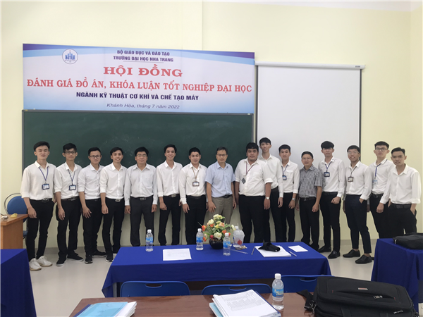 TỔ CHỨC HỘI ĐỒNG ĐÁNH GIÁ ĐỒ ÁN TỐT NGHIỆP ĐẠI HỌC CHO SINH VIÊN KHÓA 60 NĂM 2022