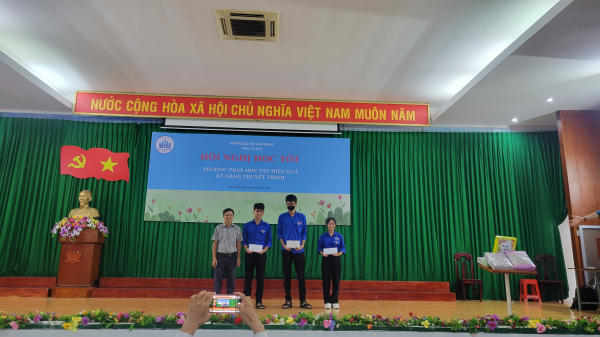 KHOA CƠ KHÍ TỔ CHỨC HỘI NGHỊ HỌC TỐT NĂM HỌC 2023 – 2024