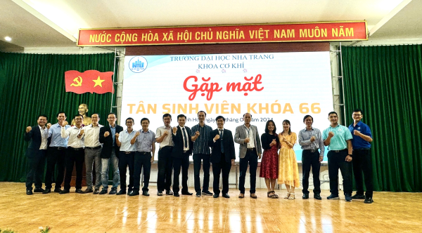 KHOA CƠ KHÍ TỔ CHỨC GẶP MẶT TÂN SINH VIÊN K66 