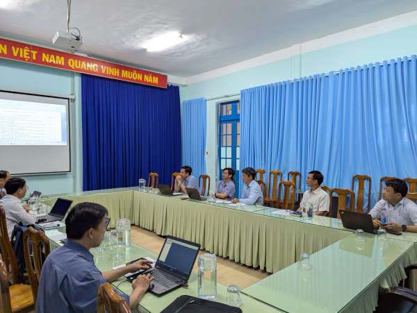 HỌP HỘI ĐỒNG XÂY DỰNG CHƯƠNG TRÌNH ĐÀO TẠO “CƠ KHÍ THUỶ SẢN THÔNG MINH MP-NTU” 