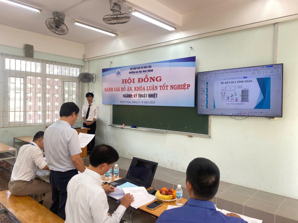 🎓 LỄ BẢO VỆ KHÓA LUẬN TỐT NGHIỆP NGÀNH KỸ THUẬT NHIỆT KHÓA 63 – NIÊN KHÓA 2021–2025